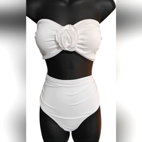 SHENHE | Women's 2 Piece Strapless Ruched High Waisted Bandeau Bikini | Medium - Picture 10 of 13